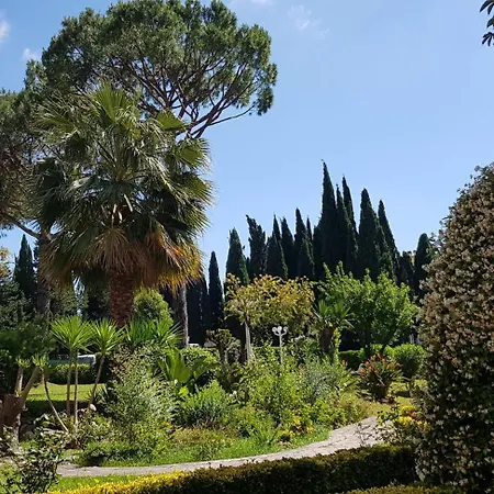 Oasis * Rome